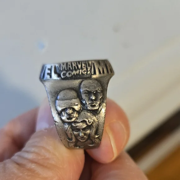 Silver Ring with Colorful Design - Picture 3 of 9